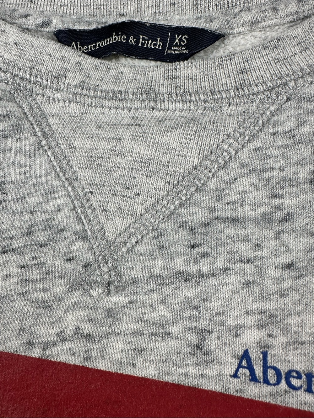 Abercrombie & Fitch Gray Y2K Pride Sweatshirt Cropped Rainbow Stripes Sz XS - Picture 5 of 7